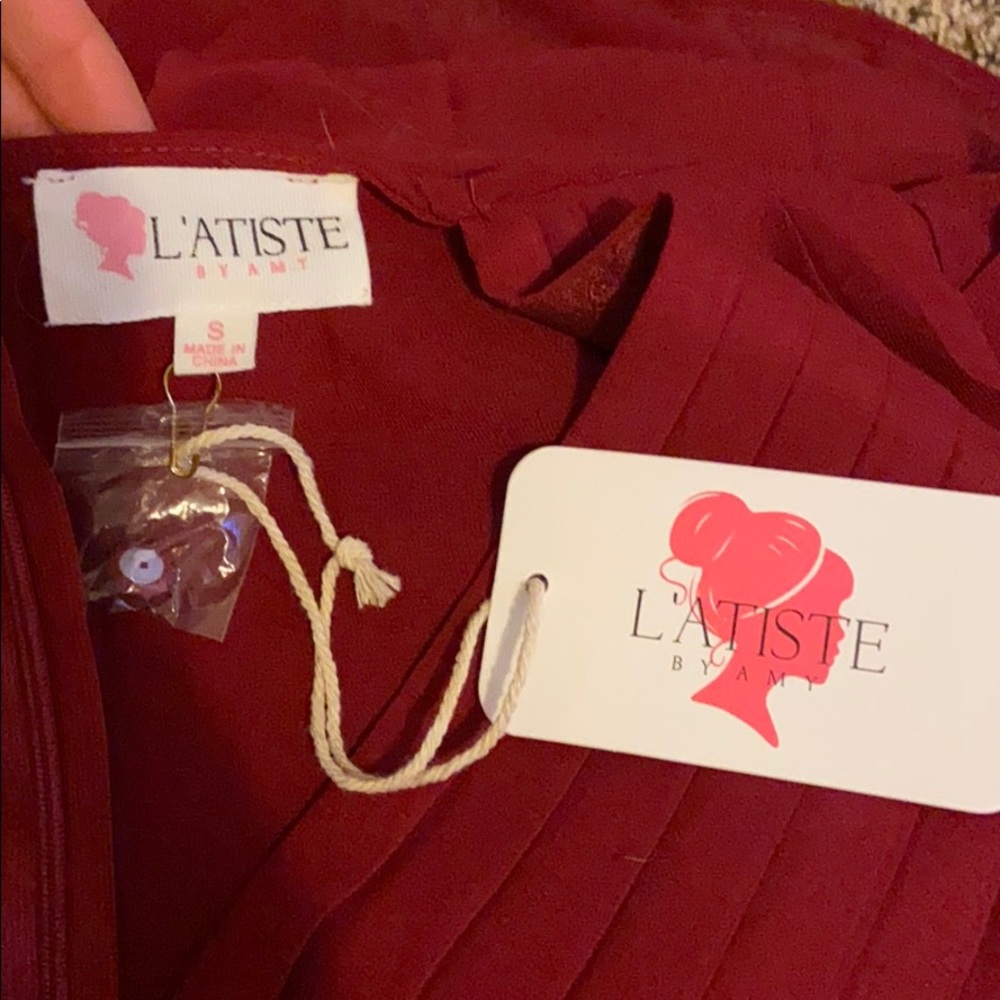 Dress - Picture 3 of 3